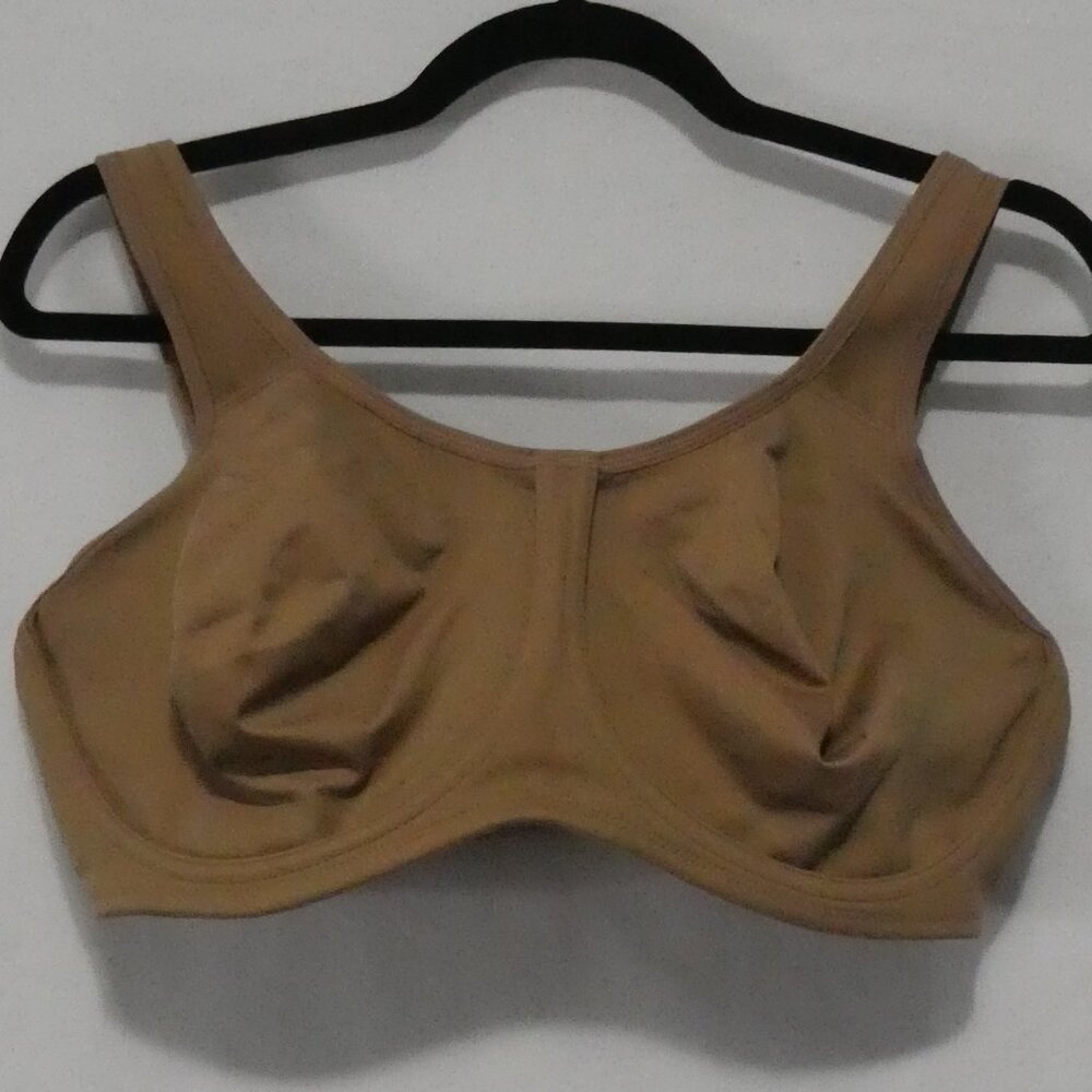 Wacoal Nude/Tan Full Coverage Wireless Sports Bra